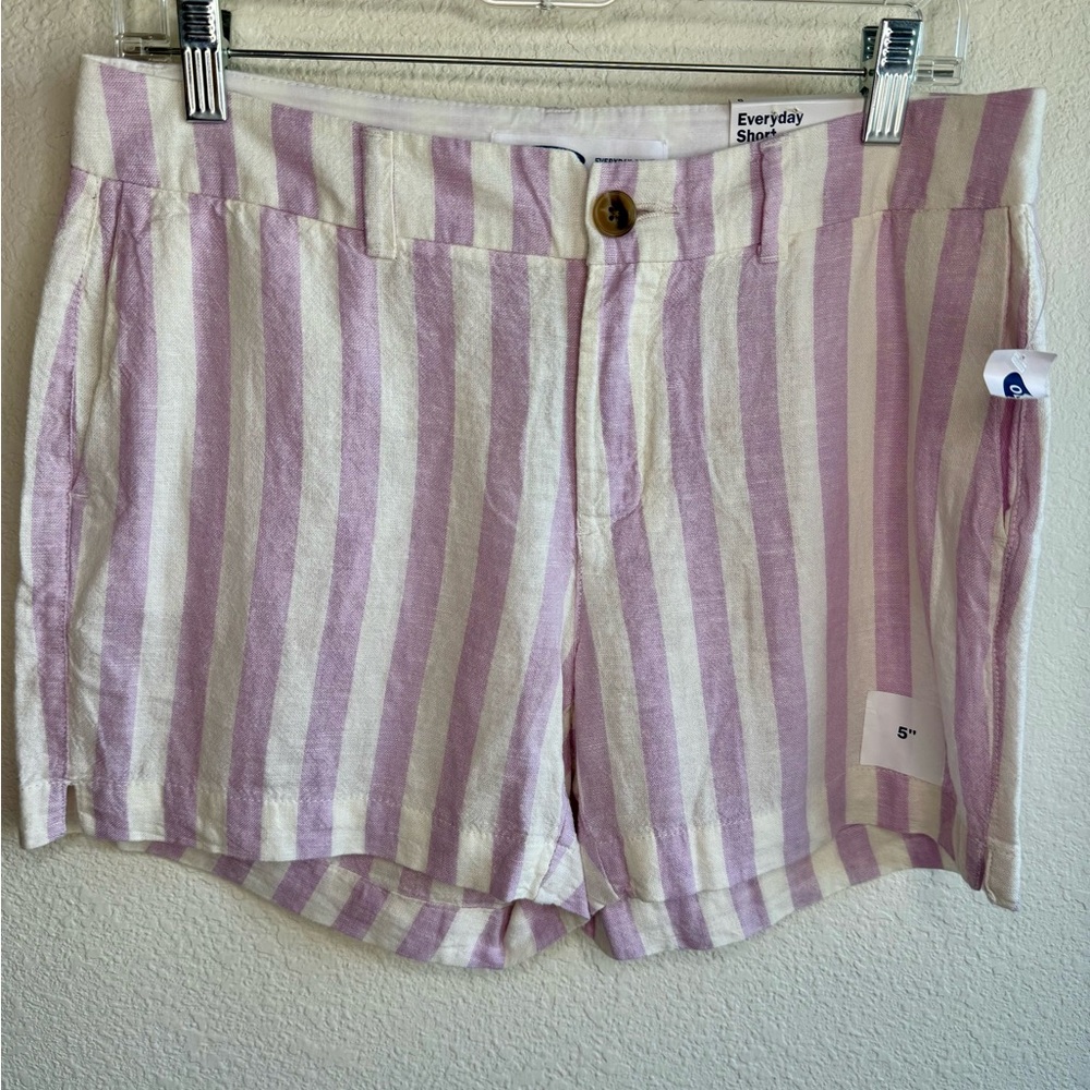 NWT EVERYDAY SHORT LAVENDER STRIPES